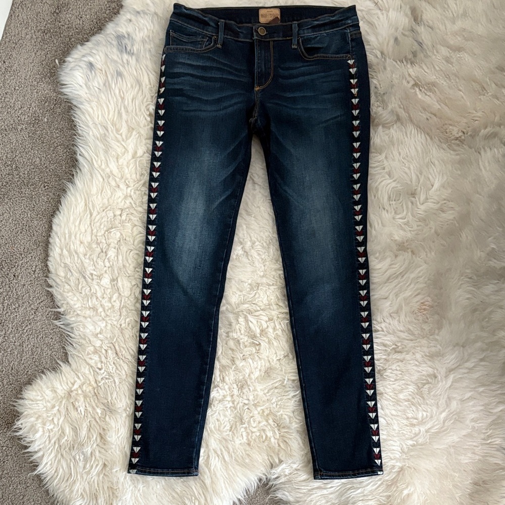 DRIFTWOOD Dark Blue Skinny Marilyn Jeans with White and Red Accents